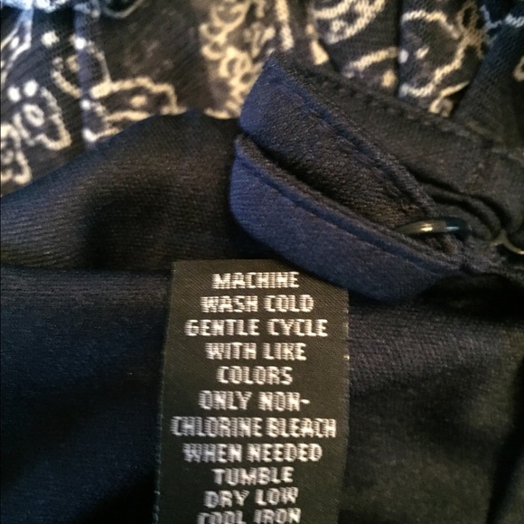 INC International Concepts blouse. Size large - Picture 6 of 6